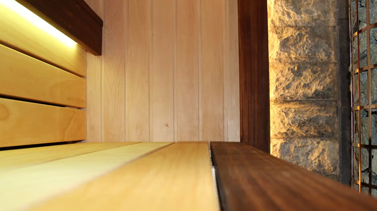 Парная с гималайской солью